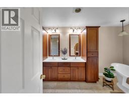 27 Cramar CRESCENT - 19
