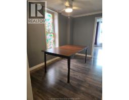 252 Selkirk STREET - 7