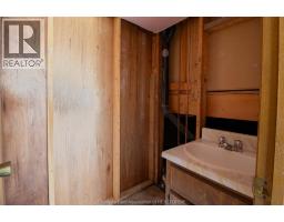 96 Baxter STREET - 19