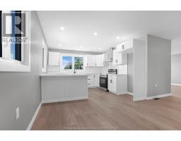 7 OXLEY DRIVE - 13