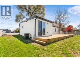 7 OXLEY DRIVE - 25