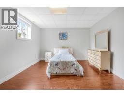 100 Manning DRIVE - 21