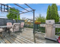 100 Manning DRIVE - 28