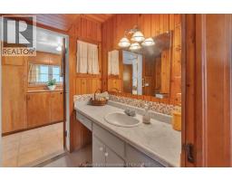 17498 Lakeshore ROAD - 17