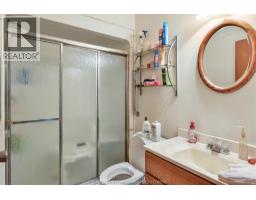 49 William STREET South - 29