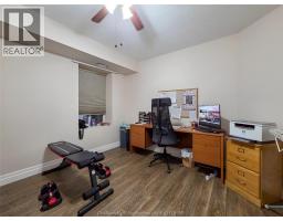 10 VAN ALLEN AVENUE - 24