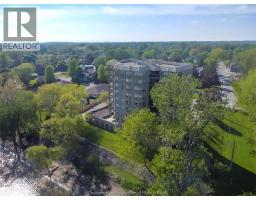 10 VAN ALLEN AVENUE - 37