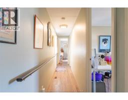 144 Dunkirk DRIVE - 19