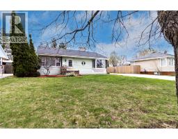 32 MAPLE STREET - 4