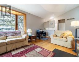 32 MAPLE STREET - 9