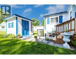42 Regency DRIVE - 32