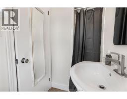 103 CARDINAL CRESCENT - 16