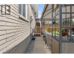 103 CARDINAL CRESCENT - 40