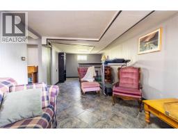 82 McFadden AVENUE - 33