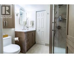 10 VAN ALLEN AVENUE UnitNo. 801 - 15