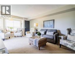 10 VAN ALLEN AVENUE UnitNo. 801 - 32
