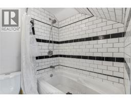 97 VICTORIA AVENUE - 22