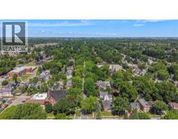 97 VICTORIA AVENUE - 35