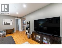 26 Fieldstone PLACE - 28
