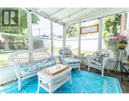 310 VICTORIA AVENUE - 32