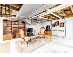 310 VICTORIA AVENUE - 36