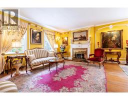 310 VICTORIA AVENUE - 5