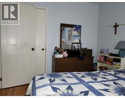 15 MONARCH DRIVE - 15