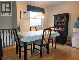 15 MONARCH DRIVE - 5