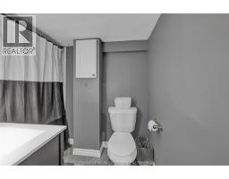 44 Alexandra AVENUE - 35