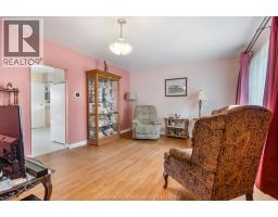 43 OXLEY DRIVE - 10