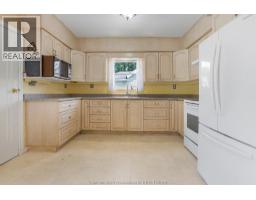 43 OXLEY DRIVE - 14