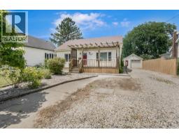 43 OXLEY DRIVE - 5