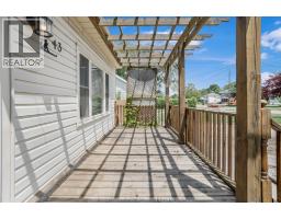 43 OXLEY DRIVE - 6