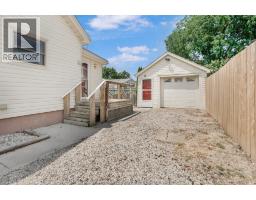 43 OXLEY DRIVE - 8
