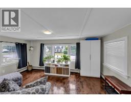 1134 Elizabeth STREET - 3