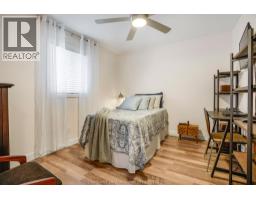 60 Manning DRIVE - 16
