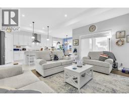 27 TRACY DRIVE - 11