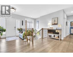 27 TRACY DRIVE - 12