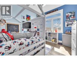 27 TRACY DRIVE - 13