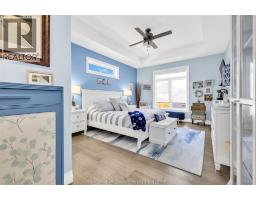 27 TRACY DRIVE - 21