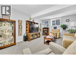27 TRACY DRIVE - 38
