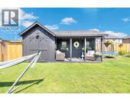 27 TRACY DRIVE - 40