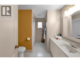 19 Campbell STREET - 35
