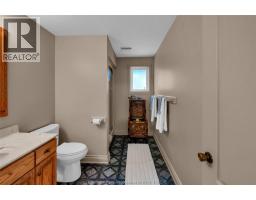 19 Campbell STREET - 38