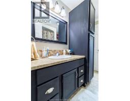 70 SIOUX DRIVE - 22