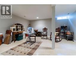 70 SIOUX DRIVE - 33