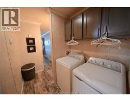 15895 Longwoods ROAD - 24