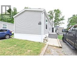 15895 Longwoods ROAD - 4