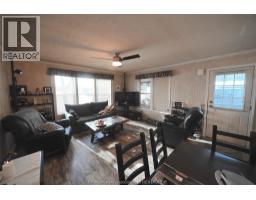 15895 Longwoods ROAD - 9