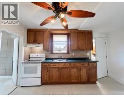 41 WOODS STREET - 9